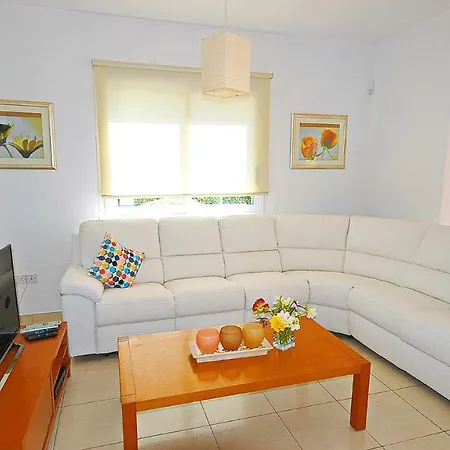 Ideal In Coral Bay 페이야